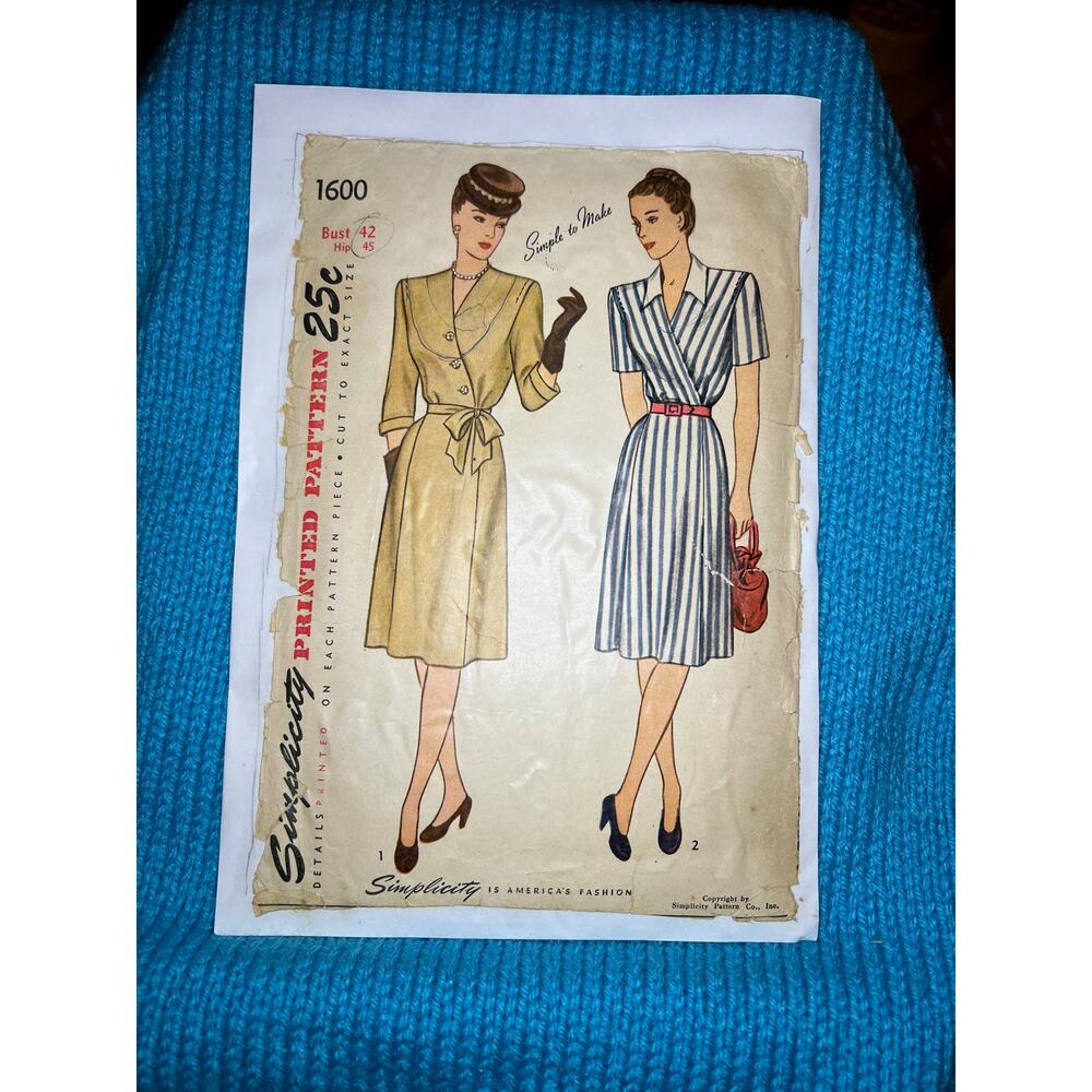 Simplicity 1600 pattern dress wrap 1950s bust 42 hip 45